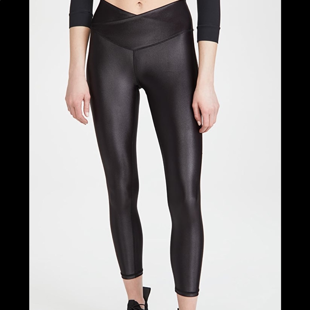 WEWOREWHAT Splice Leggings